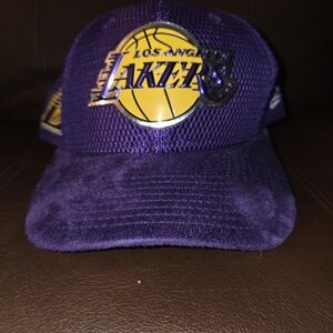 LAKERS MESH NEW ERA SNAPBACK HAT
